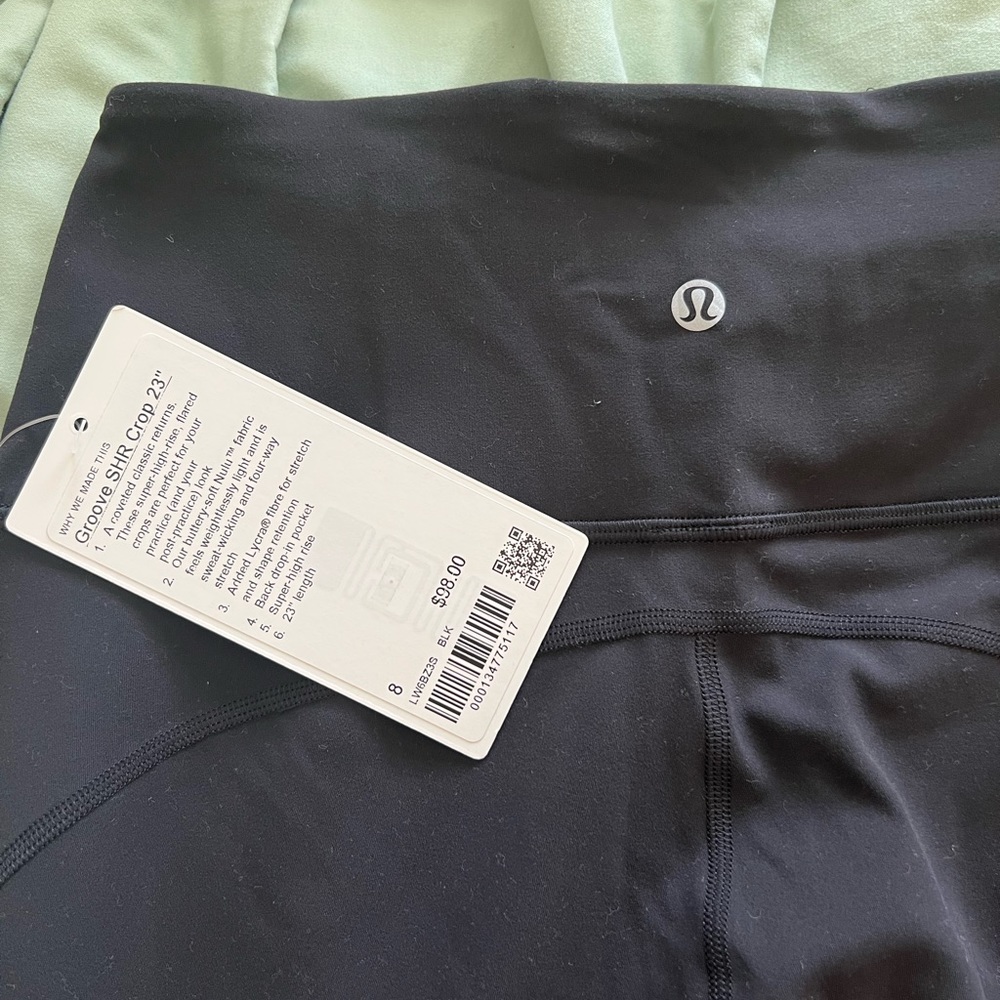 ⭐️Lululemon Groove SHR Crop 23”⭐️